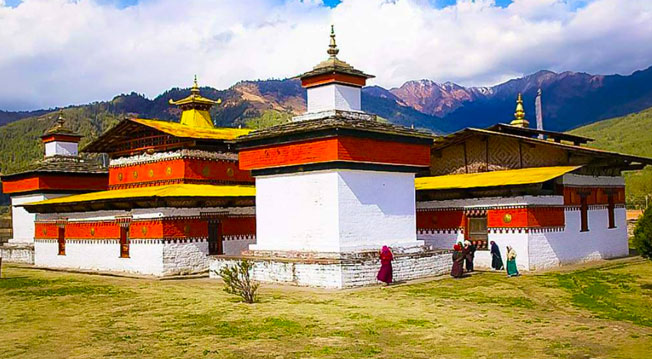 jamphel lhakhang bumthang bhutan
